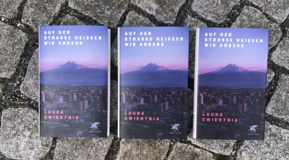 9. Lange Nacht der Literatur mit Laura Cwiertnia "Auf der Straße heißen wir anders" AUSVERKAUFT